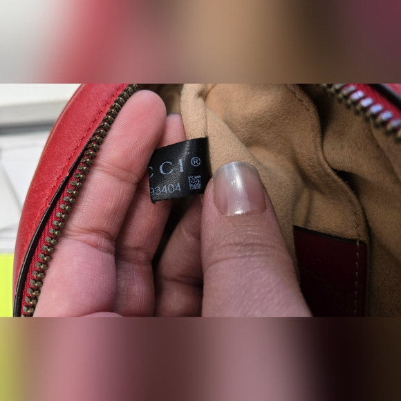 Gorgeous Gucci Marmont Matelasse Belt Bag with Gold GG Logo 70•30 - Picture 10 of 10